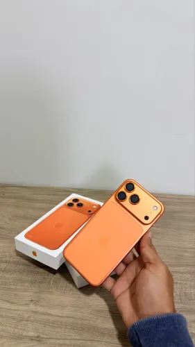 Vendo iPhone 17 Pro Max - Semi Novo
