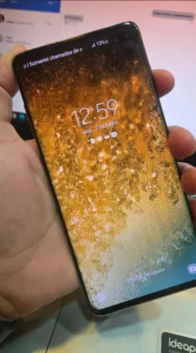Samsung S10+
