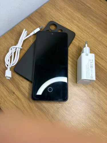 ? Xiaomi Redmi Note 13 - 128GB | Excelente Estado