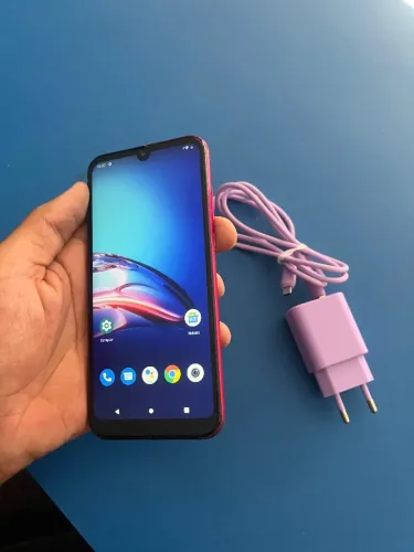 Celular motorola moto e6i 32gb sem defeito com carregador 