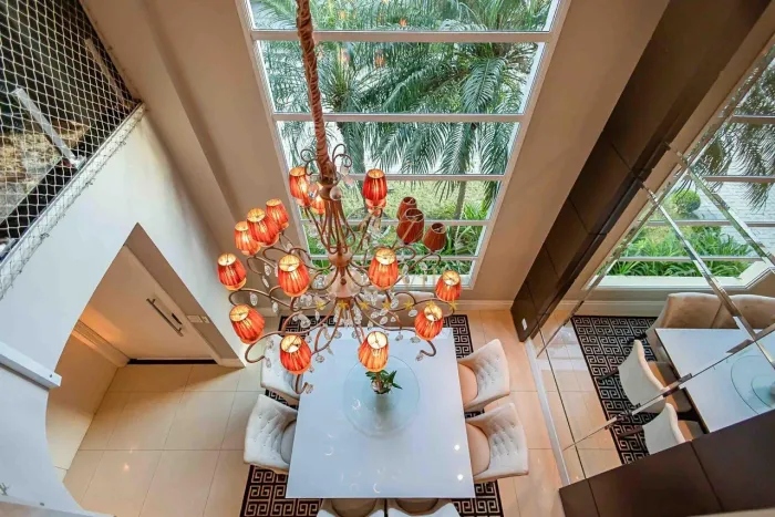 Jardim Social, sobrado 212 m², 2 salas, 3 quartos sendo 1 suite, 3 banheiros, 2 vagas Curi