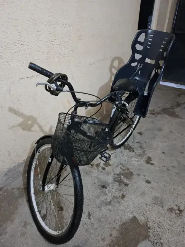 Bicicleta Aro 26 com Cadeirinha Infantil e Cesta