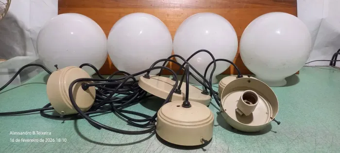 Lustre pendente globo opalina
