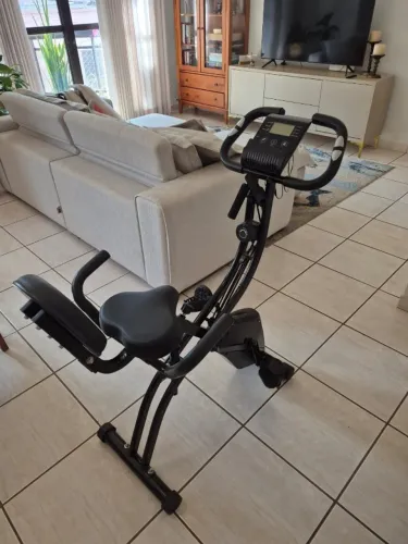 Bicicleta Ergométrica Dobrável 3 em 1 - com Elásticos p/ Braço e Encosto(Excelente Estado)