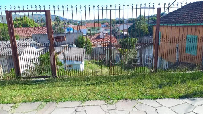 Terreno em Porto Alegre, no bairro Passo Das Pedras, à venda.