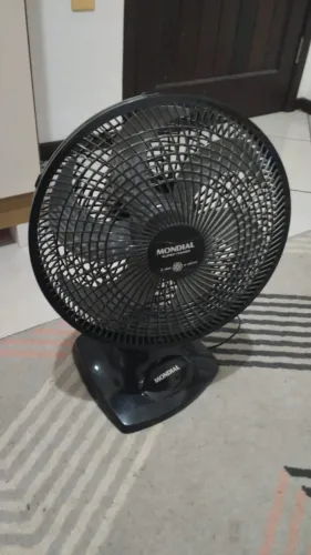 Ventilador de mesa Mondial 220V