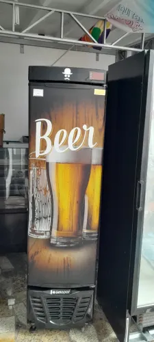 Cervejeira slim 230L - Gelopar semi nova
