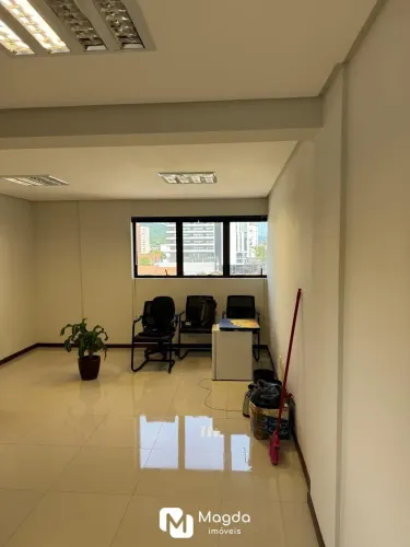 Sala para Locação no Bairro Velha em Blumenau