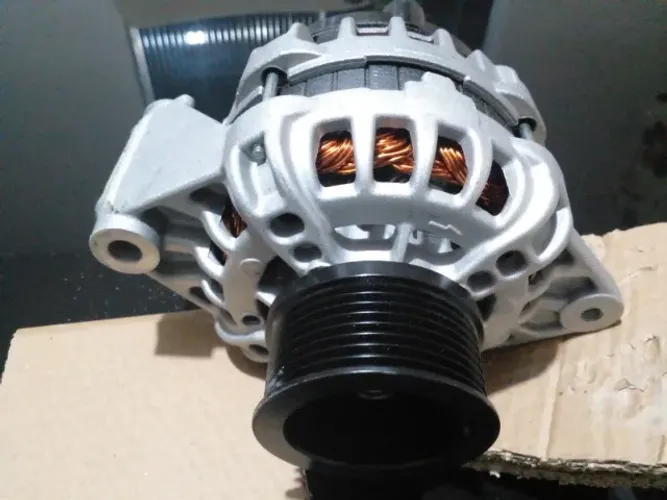  Alternador Ford Cargo Eletrônico 12v 90a F000BL0467 Bosch. 
