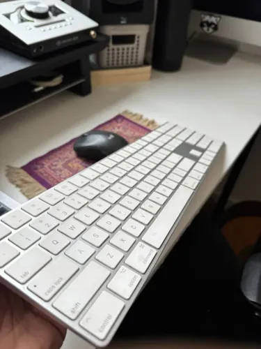Apple Magic Keyboard 2 com Teclado Numérico
