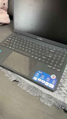 Vendo notebook 1200 semi novo Marca ultra 4gb Ram 128 Gb SSD