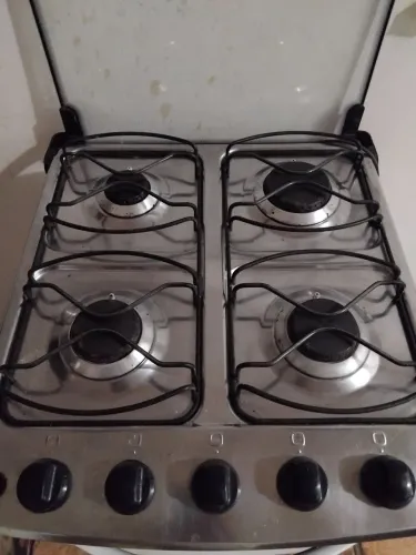 Vendese geladeira e fogão
