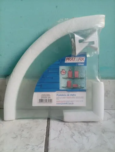Prateleira de canto 25x25