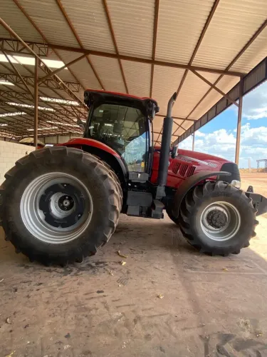 Trator Case IH Puma 230 Filipado