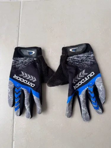 Luva de ciclismo azul e preta