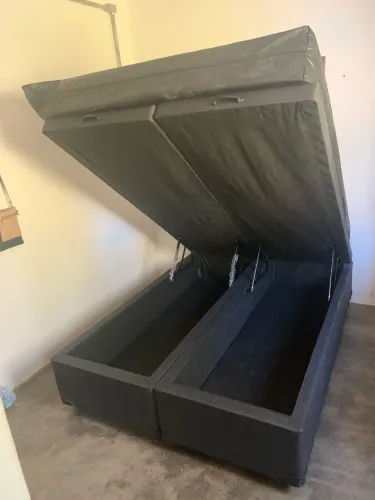 Cama de casal Baú e colchão
