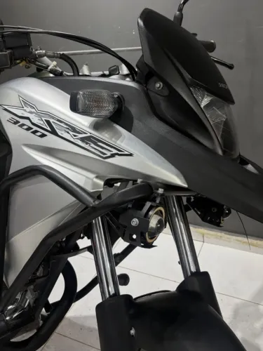 Honda Xre 300