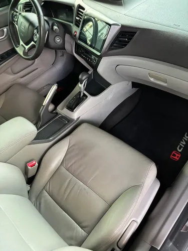 Honda Civic Sedan LXR 2.0 Flexone 16V Aut. 4P 2014