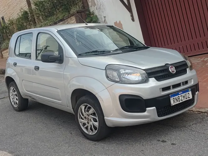 Fiat Uno Attractive 1.0 EVO Fire Flex 8V 5P 2021