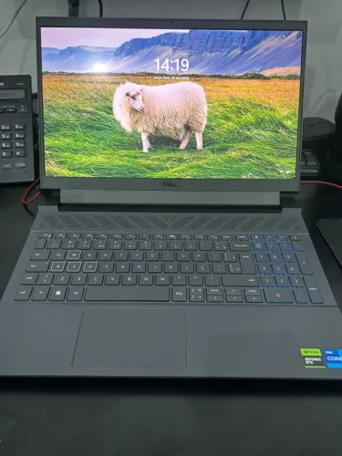 Dell G15 5530 Gamer