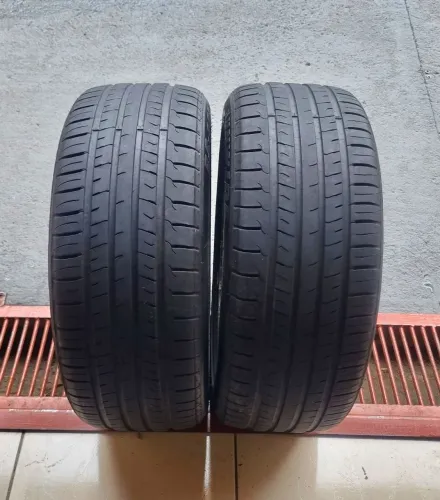 02 Pneus aro 18 Sunwide 235/45 (300,00 leva os dois)