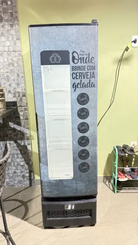 Freezer expositor de bebidas CERVEJEIRA