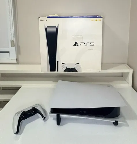 PlayStation 5 Fat (Com leitor) - 1TB | Desbloqueado | Na caixa