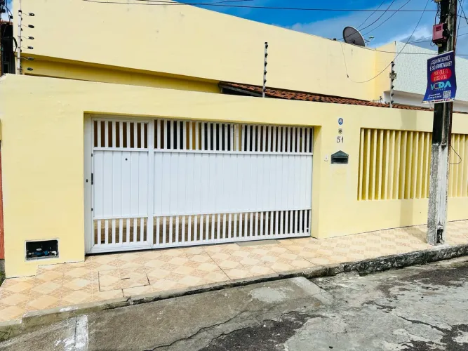 Casa em Atalaia 3/4(1Suíte) Próximo à Passarela do Caranquejo!