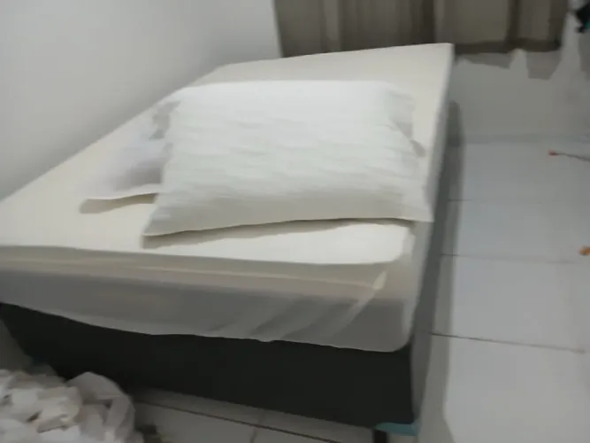 Vendo cama de casal