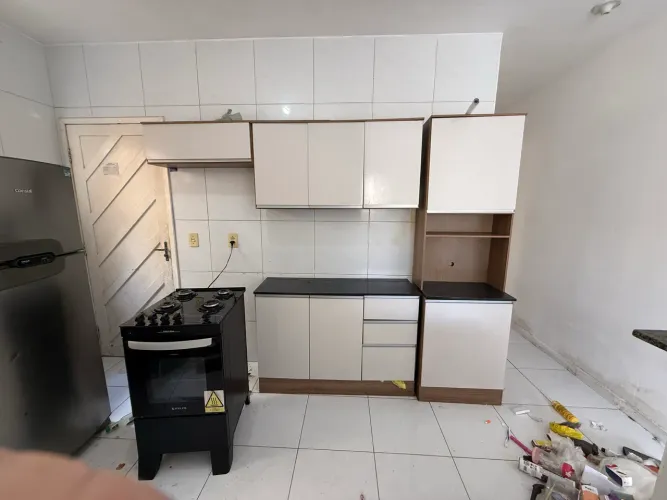 Vendo cozinha completa fogão quatro bocas geladeira consul Frost free armário completo