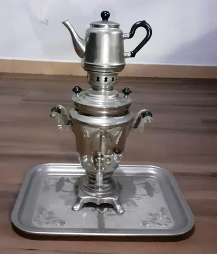 Samovar elétrico antigo russo (original da Rússia)