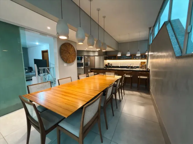 Cobertura 5 quartos, 5 vagas, 278m² a venda na Savassi