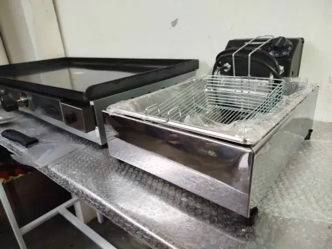 Kit para hamburgueria/lancheria chapa fritadeira mesa inox