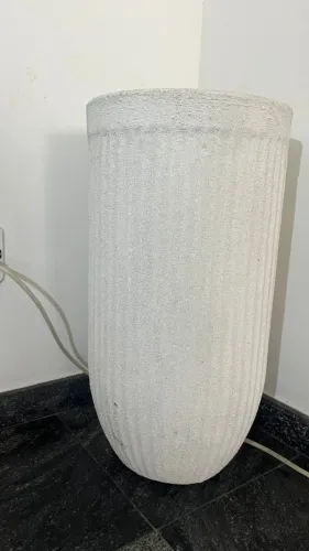 Jarro para plantas com pintura no fulget
