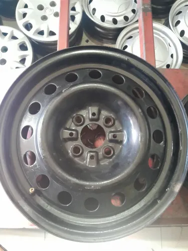 1 roda 15 fiat seminova 297,00