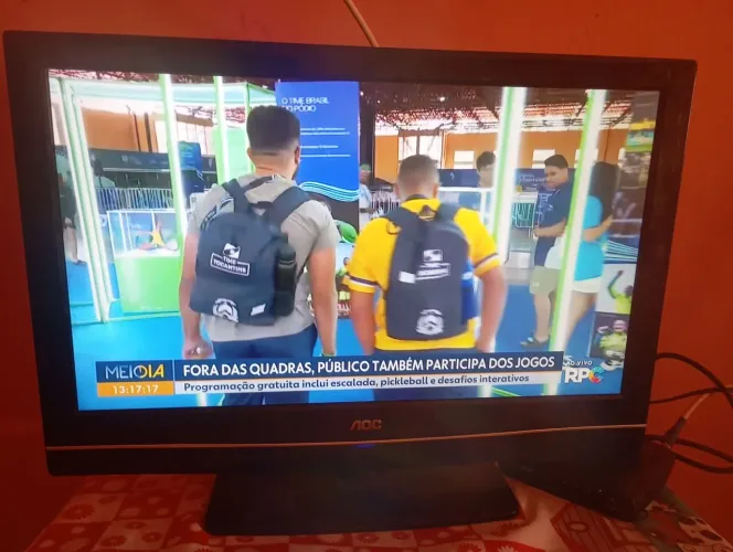 Tv 23 aoc