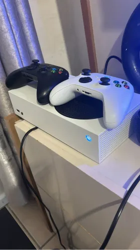 Xbox Séries S 2 Controles