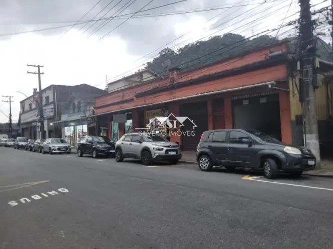 Prédio Comercial- Petrópolis, Alto da Serra