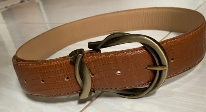 Cinto marrom