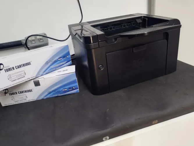 Impressora HP LaserJet P1606dn