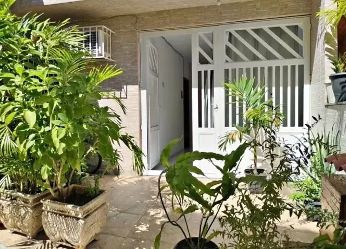 ss vendo essa casa em jacaraípe