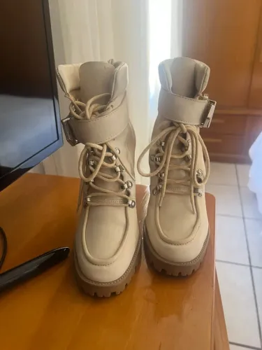 Bota de couro