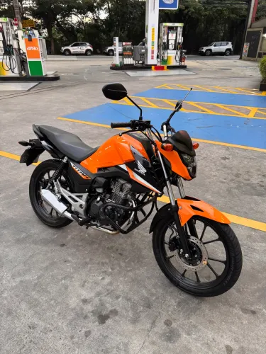 160 titan laranja 2025