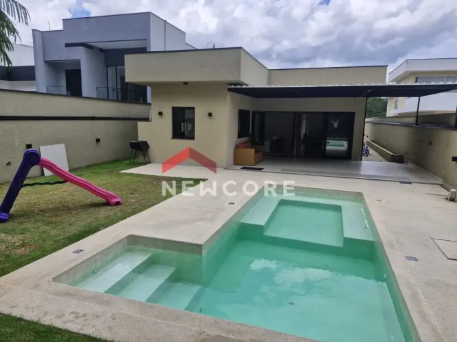 Casa de condomínio em Alameda Lago das Garças - Loteamento Residencial Lago do Sol - Cotia