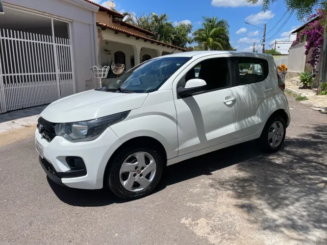 Fiat Mobi Like 1.0 Fire Flex 5P. 2017