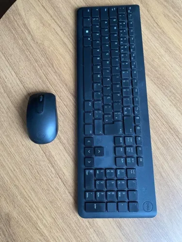 Kit Teclado E Mouse Sem Fio Dell Km3322w - Abnt2 - 1000dpi - NÃO ACEITO TROCA