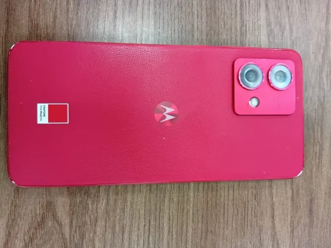 Vende-se Motorola G84 (256gb)