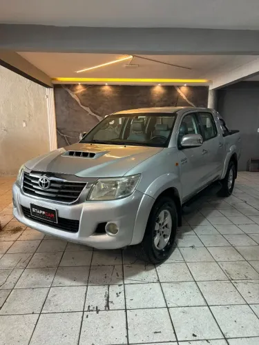 Toyota Hilux CD D4-d 4X4 3.0 TDI Dies. Mec. 2014
