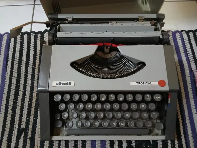 Máquina de datilografia