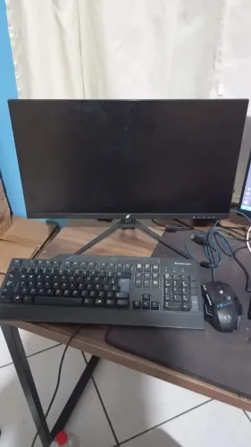 KIT Monitor SuperFrame 22" 100Hz + Ryzen 5 2600 + SSD 120GB